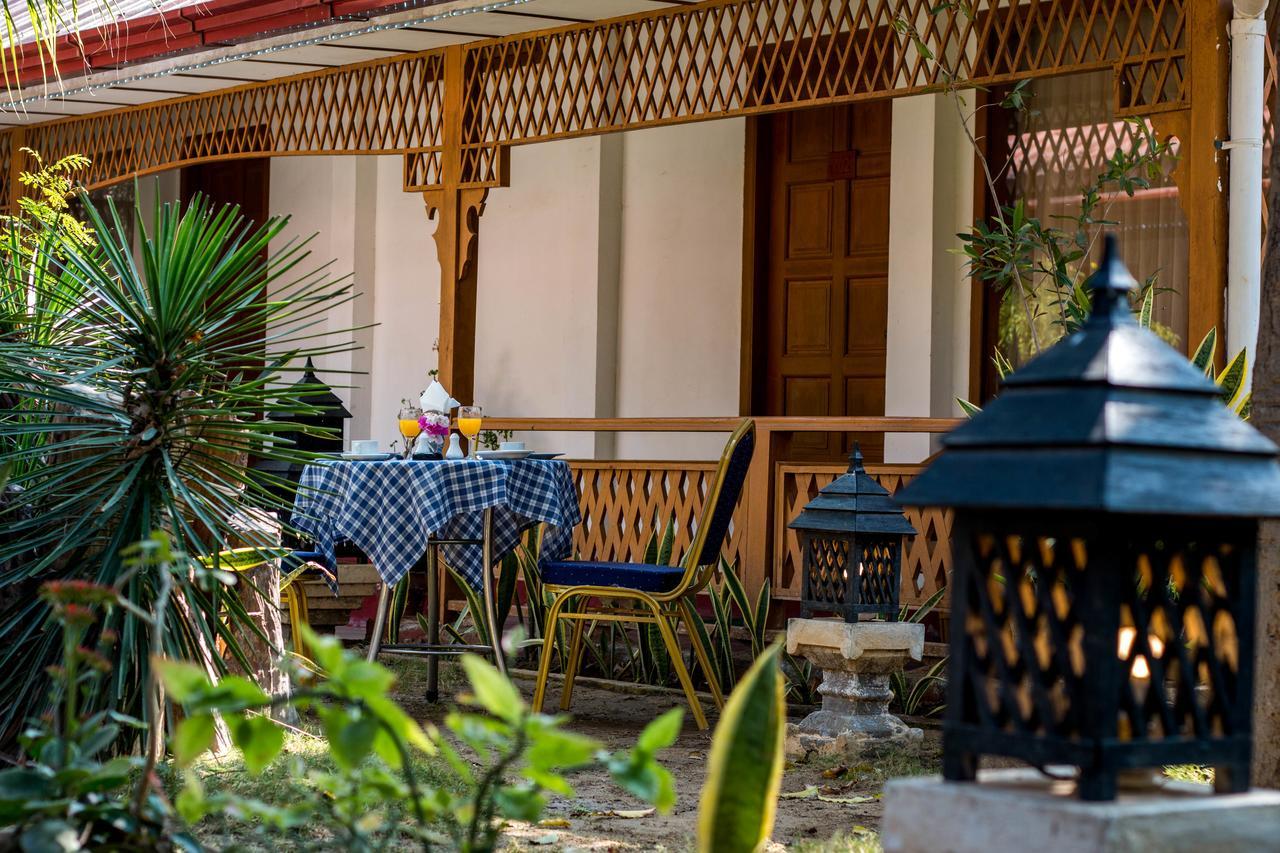 Lawkanat Hotel Bagan Exterior photo